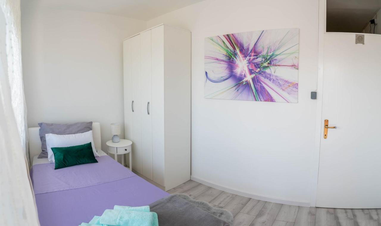 Apartman M Daire Knin Dış mekan fotoğraf