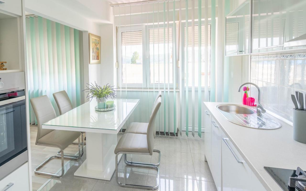 Apartman M Daire Knin Dış mekan fotoğraf